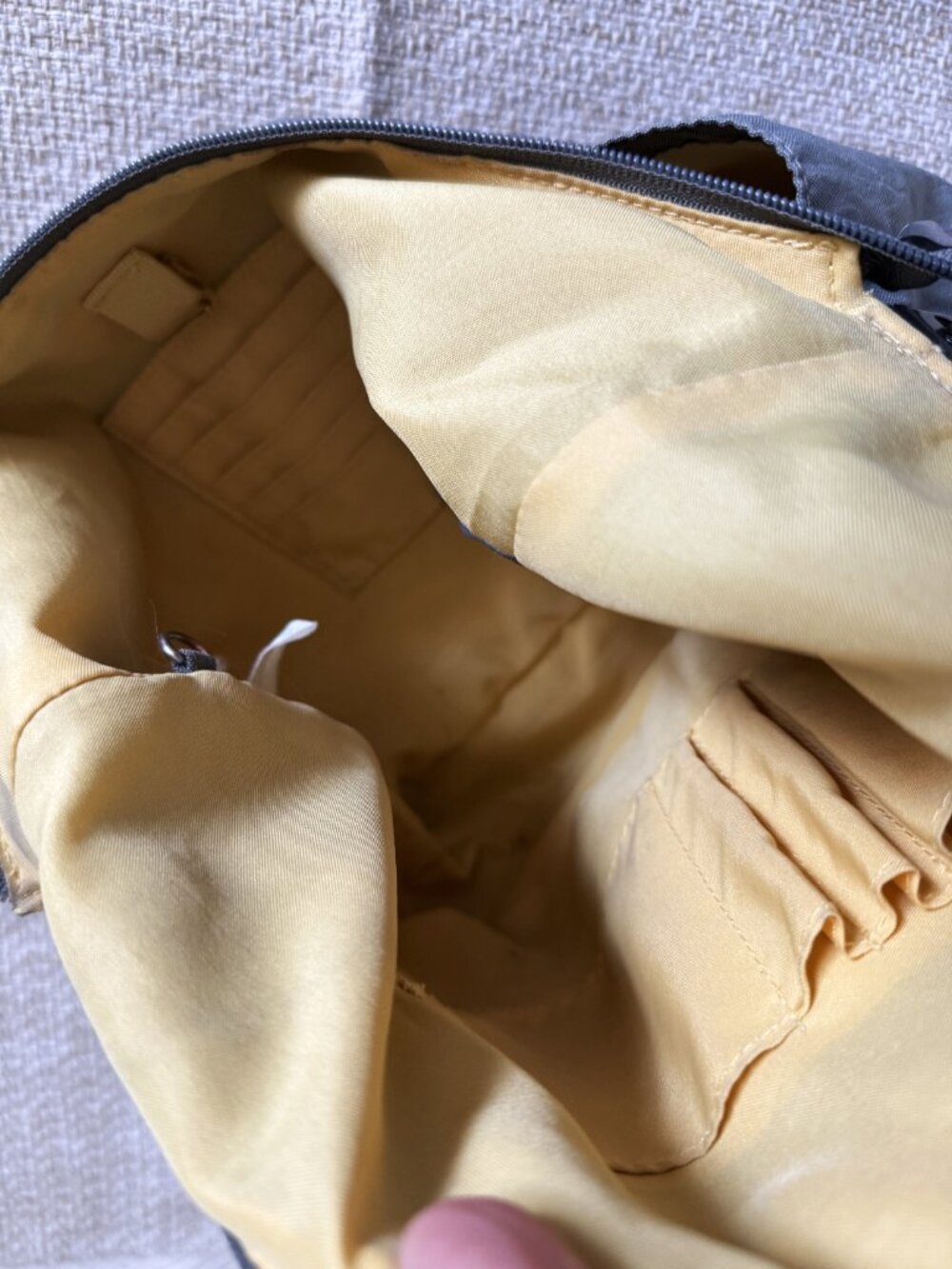 Baggalini Shoulder Bag Gray Canvas - Picture 6 of 8